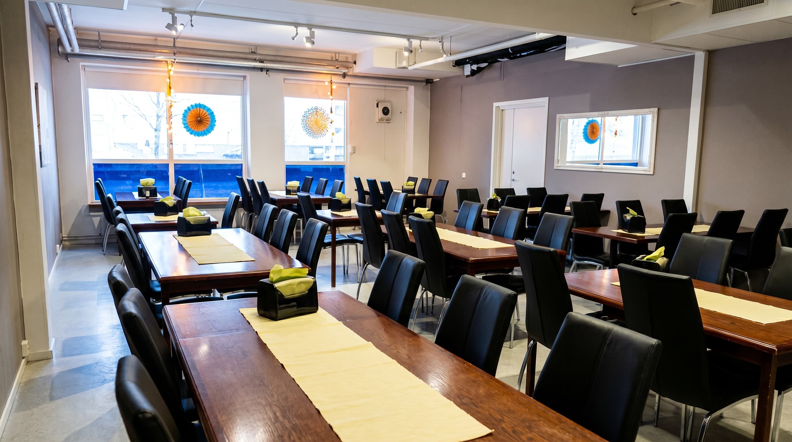 Martinhovin juhlasali katettuna